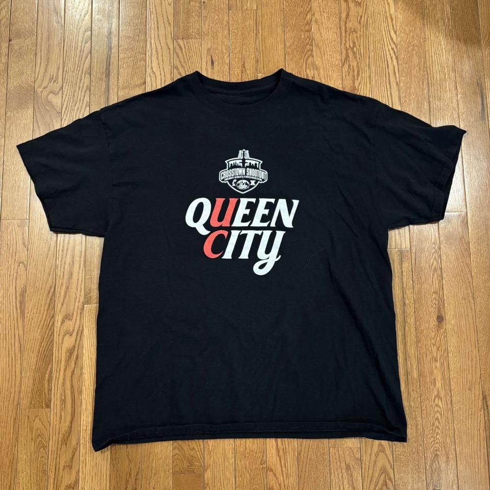 Cincinnati Bearcats Crosstown Shootout Queen City Basketball Black T-Shirt
